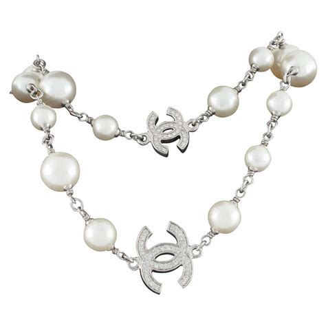 chanel inspired pearl necklace with logo